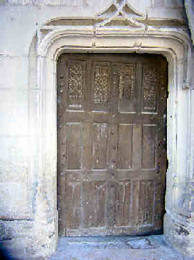 Porte en bois sculpté du XVème ou XVIème siècle