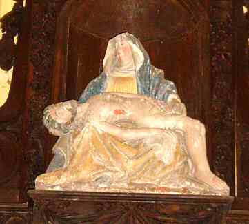 Niche centrale du retable: pietà