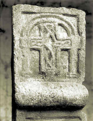 Pilastre carolingien (détail))