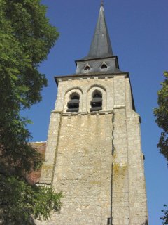 Lutz-en-Dunois, Église Saint-Pierre