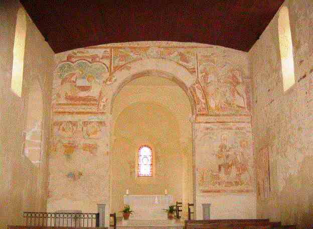 Vue générale du mur diaphramme et de ses peintures murales