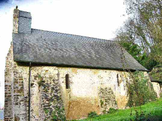 Saint-Pierre-le-Potier: mur sud et abside