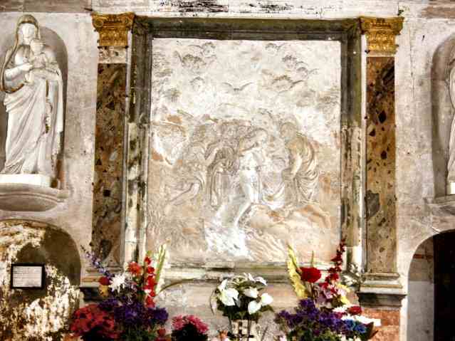 Retable: baptème du Christ