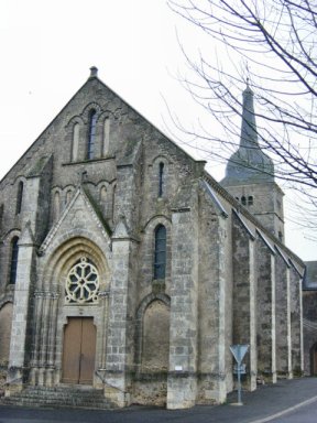 Eglise-Saint-Hilaire-du-Bois : façade occidentale