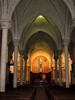 Vue générale de la nef et du choeur