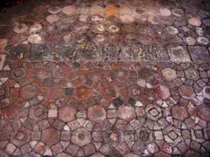 Carreaux de Pavement au Moyen-Age