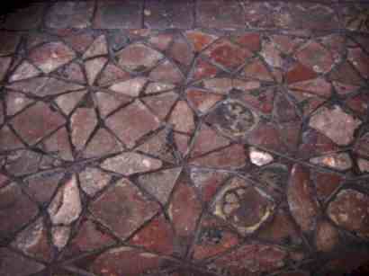 Carreaux de Pavement au Moyen-Age