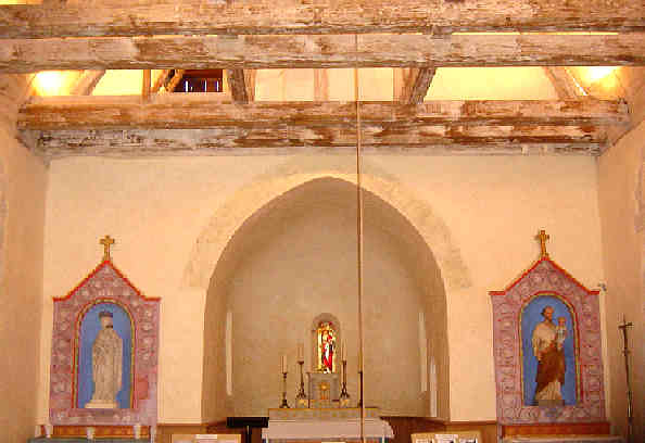 Choeur et abside (à gauche, Notre-Dame; à droite, Saint-Joseph)