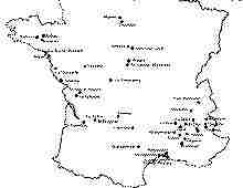 Cette carte montre, les points noirs étant des bastions protestants, que l'Eglise Catholique pouvait se sentir menacée et de craindre de voir Paris encerclé par les Huguenots.
